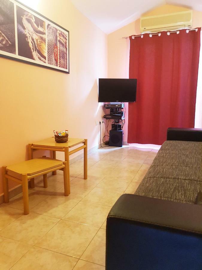 Apartment Danijela Budva Bagian luar foto
