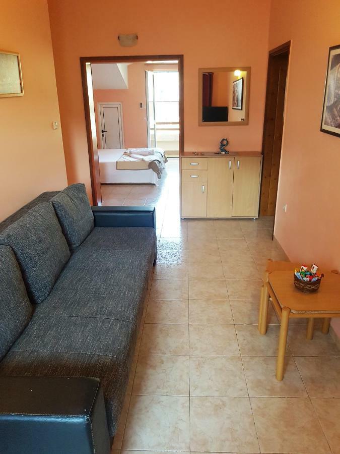 Apartment Danijela Budva Bagian luar foto