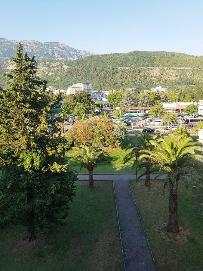Apartment Danijela Budva Bagian luar foto